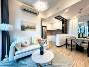 Deluxe Apartment, 2 Bedrooms, Balcony, City View (1) | View from room - Masteri Thao Dien Apartment Complex (Ho Chi Minh)