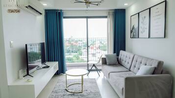 Deluxe Apartment, 2 Bedrooms, Balcony, City View (3) | View from room