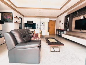 Apartemen Deluks, 2 kamar tidur, balkon, pemandangan kota | Pemandangan dari kamar