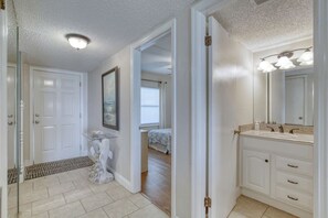 2 makuuhuonetta, ilmainen Wi-Fi, vuodevaatteet