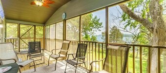 Lake Access Mountain view 3BHK Getaway w Patio