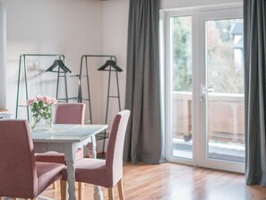 Dining - Apartment Anny 3 by Interhome (Zell am See)