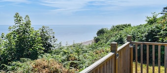Seaview Two - UK50166
