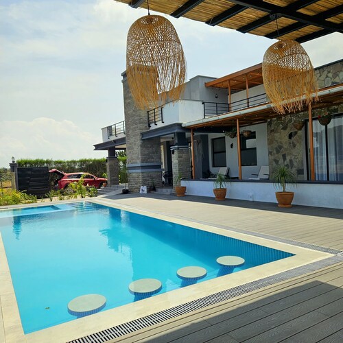 Lux Suites Impala House Naivasha