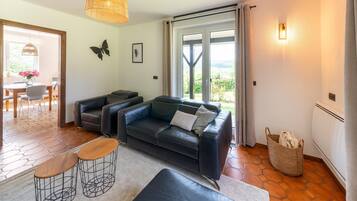 House | Living room