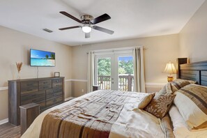 3 bedrooms, travel crib, free WiFi, bed sheets