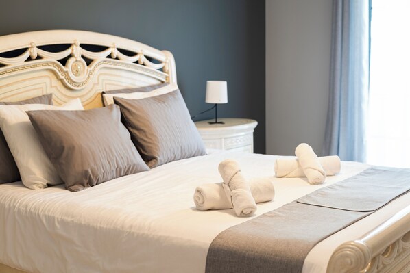 2 habitaciones, tabla de planchar con plancha, wifi y ropa de cama 