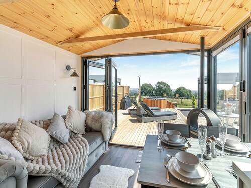 Barn Owl Lodge - UK49903