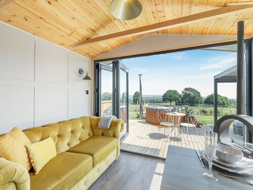 Sky Lark Lodge - UK49904