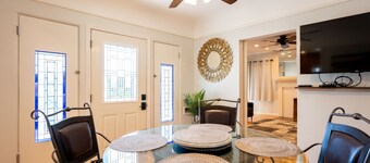 CLOSE TO EVERYTHING FUN - Charming 2-BR /2 BA house in San Diego WiFi AC parking