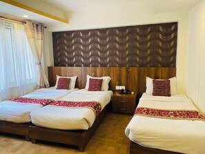 Bureau, espace de travail pour ordinateur portable