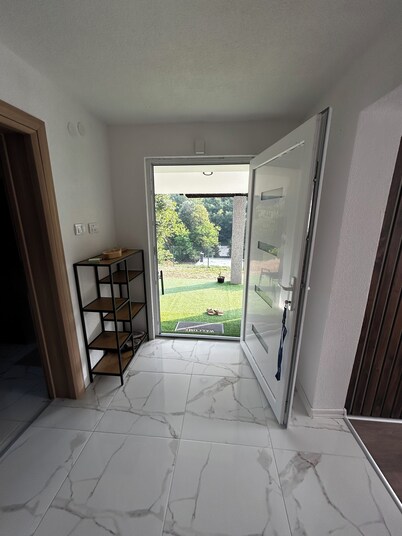 Holiday home located just 5 km from Slatina Spa and 10 km from Banja Luka.