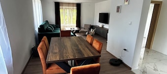Holiday home located just 5 km from Slatina Spa and 10 km from Banja Luka.