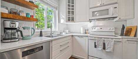 Uuni, liesi, astianpesukone