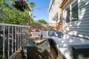 Property grounds - Cozy 3-Bedroom Townhouse in the Heart of Squamish – Walk to Downtown! (Squamish)