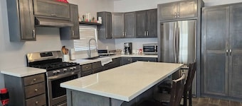 San Felipe Rooftop Beach House | Walk to Malecón | Sleeps 12