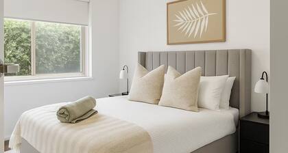 Cozy Apartment - StKilda - Prime Location
