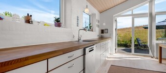 "Idalia" - 600m from the sea by Interhome