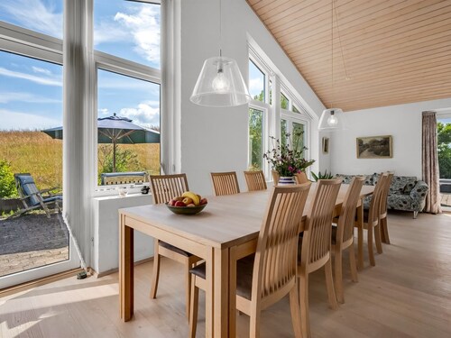 "Idalia" - 600m from the sea by Interhome