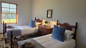 3 bedrooms, travel cot, free WiFi, bed sheets