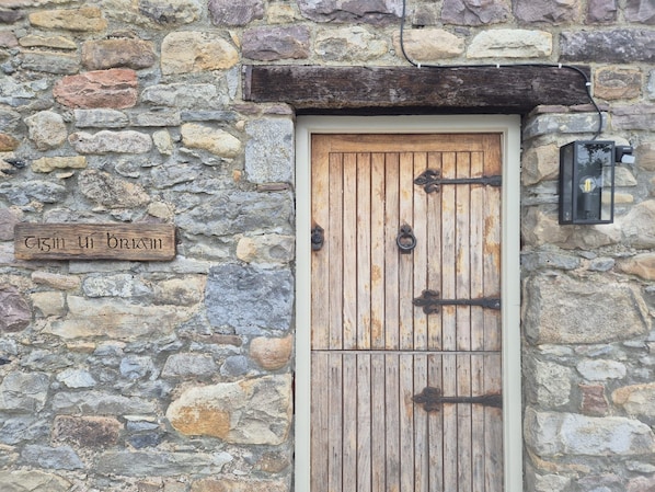 تفاصيل الفندق من الخارج