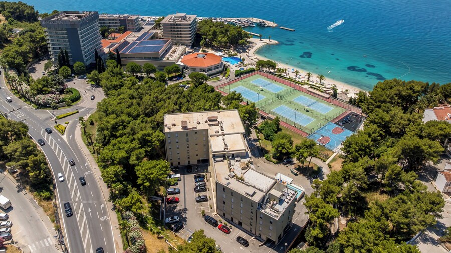 Beachfront Penthouse Residence