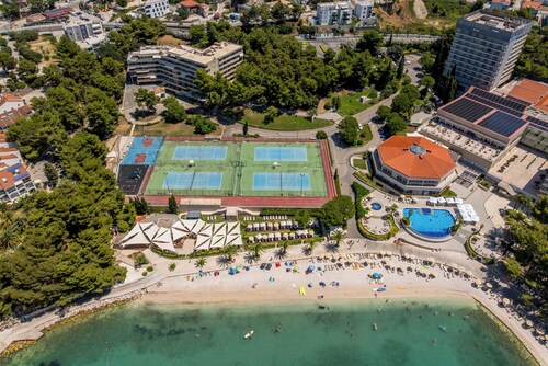 Beachfront Penthouse Residence