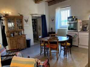 Family Apartment, Hill View | Private kitchen