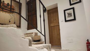 Chambre Garance, vue sur le jardin | Blackout drapes, free WiFi