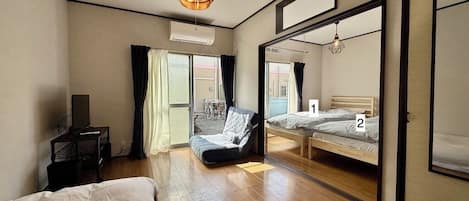 2 bedrooms, iron/ironing board, free WiFi, bed sheets