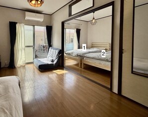 2 bedrooms, iron/ironing board, free WiFi, bed sheets