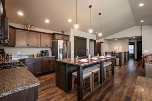 Fridge, microwave, oven, stovetop - Cabin · Hot Tub · Arcade · Trails · Sleeps 16 (Lead)