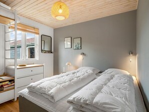 2 bedrooms, Internet
