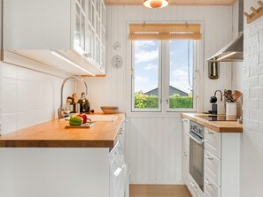 Fridge, microwave, oven, dishwasher - "Dragan" - 50m from the sea by Interhome (Hejls)