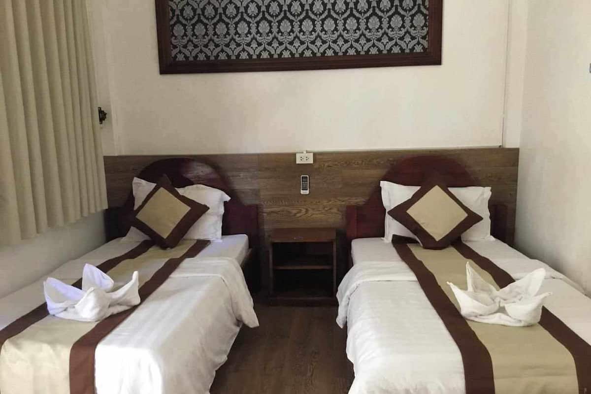 Desk, free WiFi, bed sheets