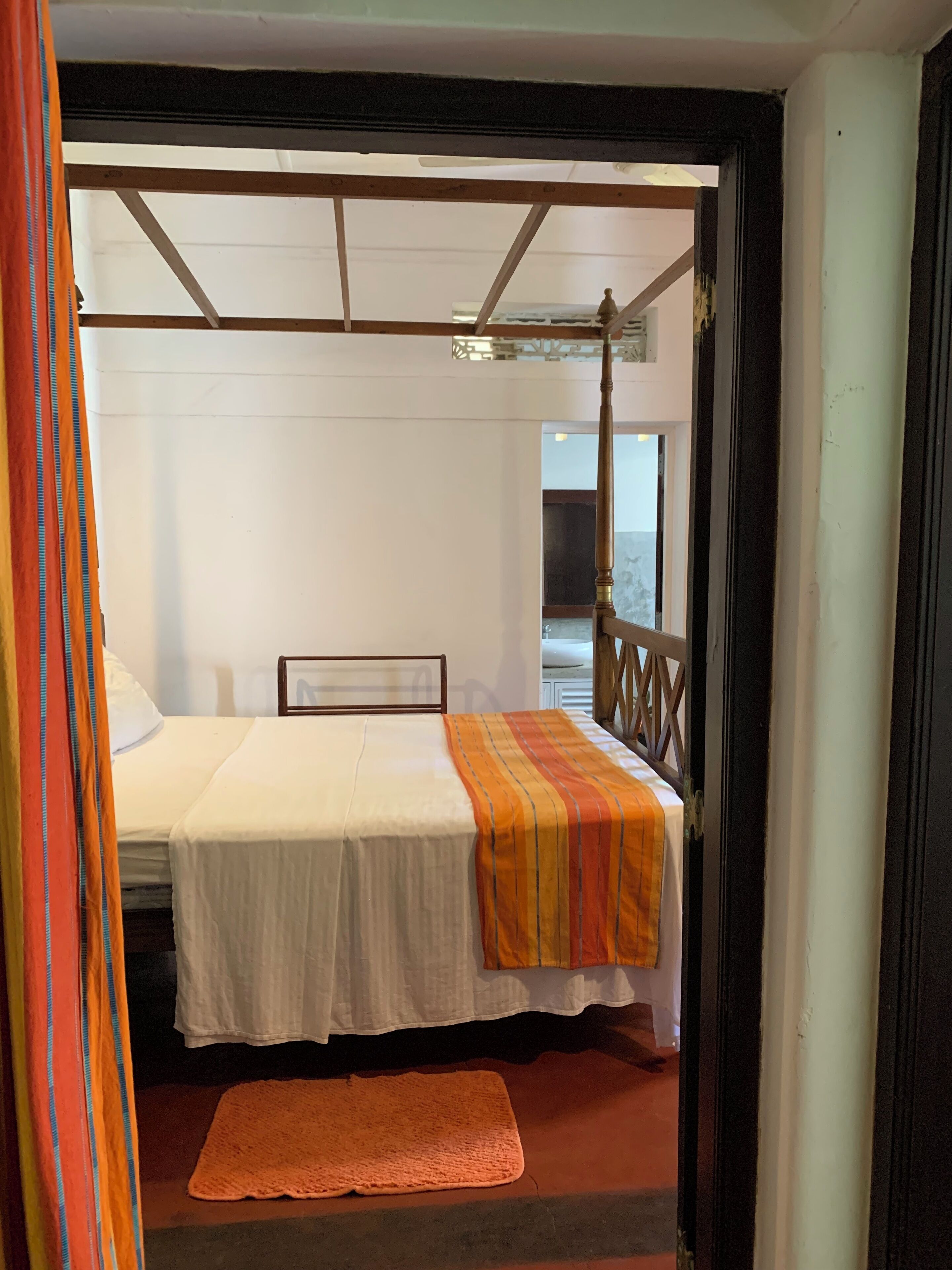 5 chambres, fer et planche à repasser, Wi-Fi, literie fournie