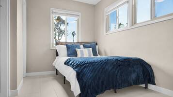 1 bedroom, iron/ironing board, travel cot, free WiFi