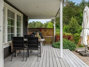 Outdoor dining - "Thine" - 800m from the sea by Interhome (Læsø)
