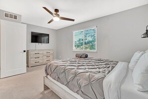 2 Schlafzimmer, Bügeleisen/Bügelbrett, kostenloses WLAN, Bettwäsche