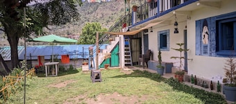 Falcon Homestay