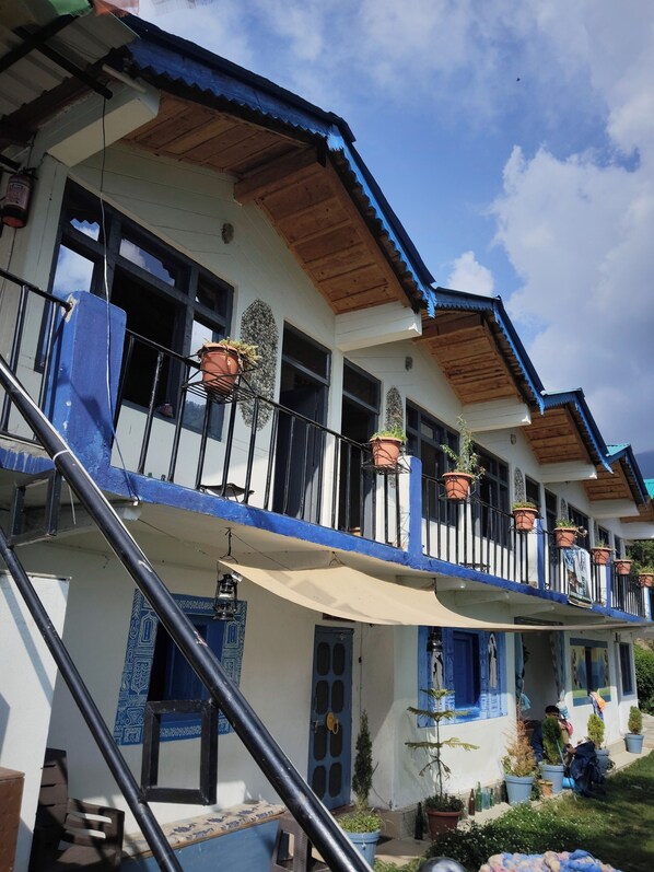 Exterior - Falcon Homestay (Uttarkashi)