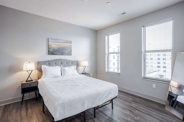 1 bedroom, desk, iron/ironing board, WiFi