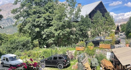 Apartment in the center of Puy-Saint-Vincent, in the Ecrins mountains