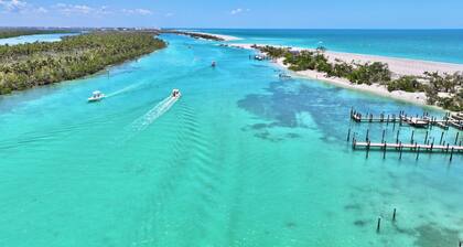 Huge Pool, Gulf Coast Luxury, Peace & Quiet, Bikes