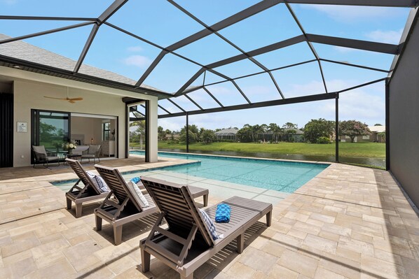 Outdoor pool, a heated pool