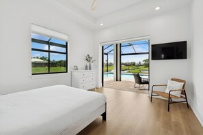 4 bedrooms, desk, iron/ironing board, free WiFi