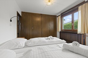 3 Schlafzimmer, Bügeleisen/Bügelbrett, kostenloses WLAN, Bettwäsche