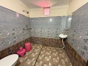 Bathroom - Hotel The Premium Villa Himalaya Hill (Udhampur)