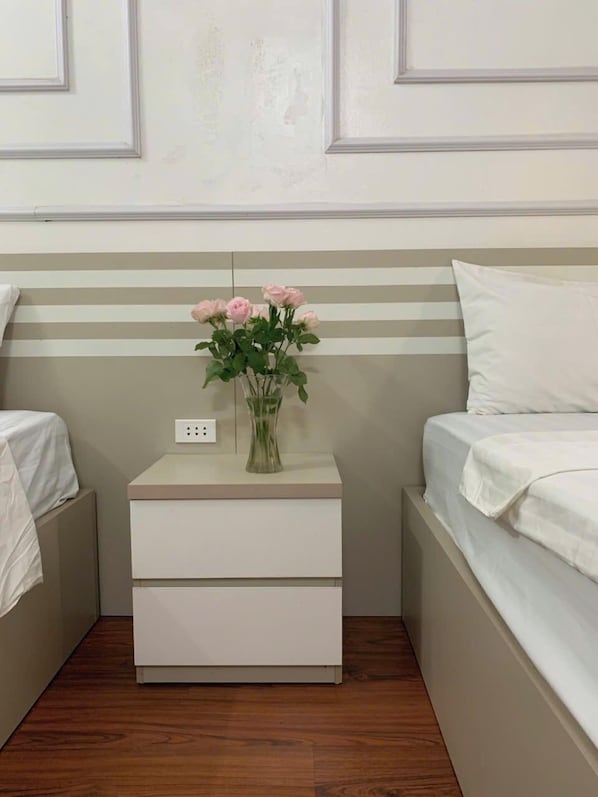 Deluxe Twin Room, City View | Blackout drapes, soundproofing, free WiFi