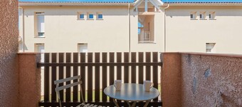 Bright T2 in Barbotan with Wifi and pets allowed